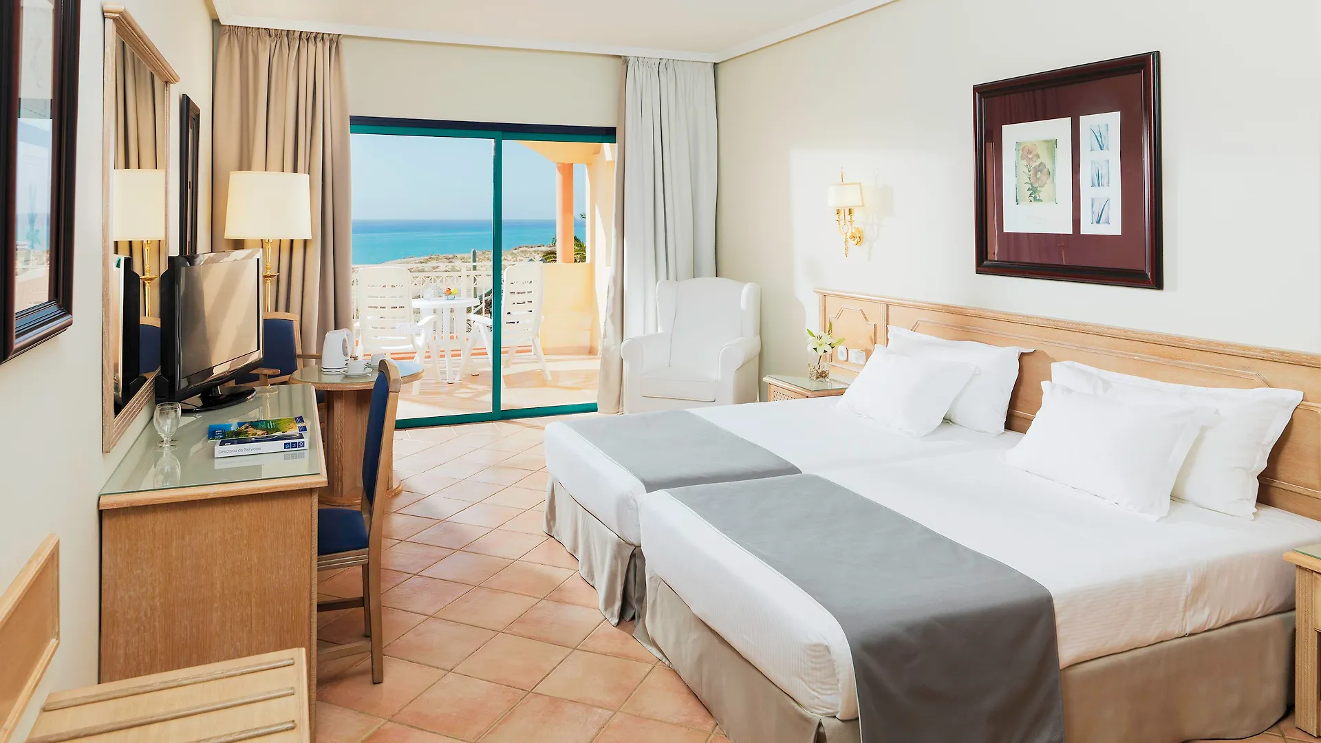 **** Hotel H10 Playa Esmeralda - Adults Only Costa Calma Spain